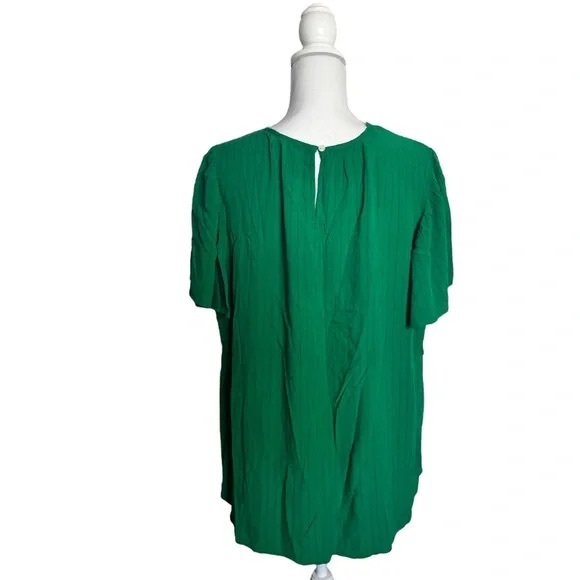 Women's Green Flutter Sleeve Eyelet Embroidered Top
- Knox Rose XL - Picture 5 of 10